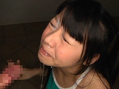 小川菜乃 水着姿のフェイスな美少女のねっとりフェラでメガ顔射！3